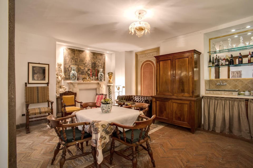 Navona Gallery Suites Hotel in Rome