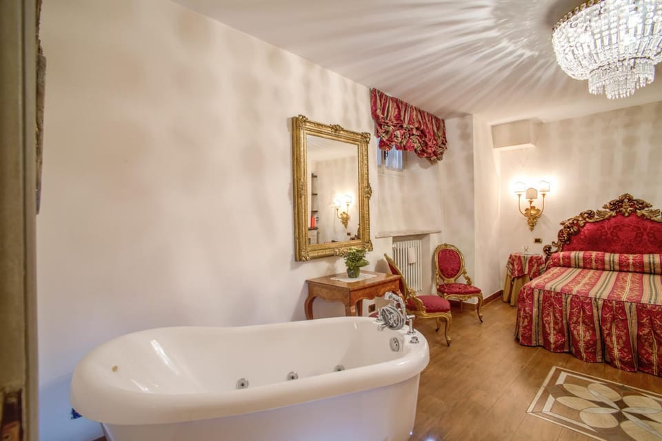 Navona Gallery Suites Hotel in Rome