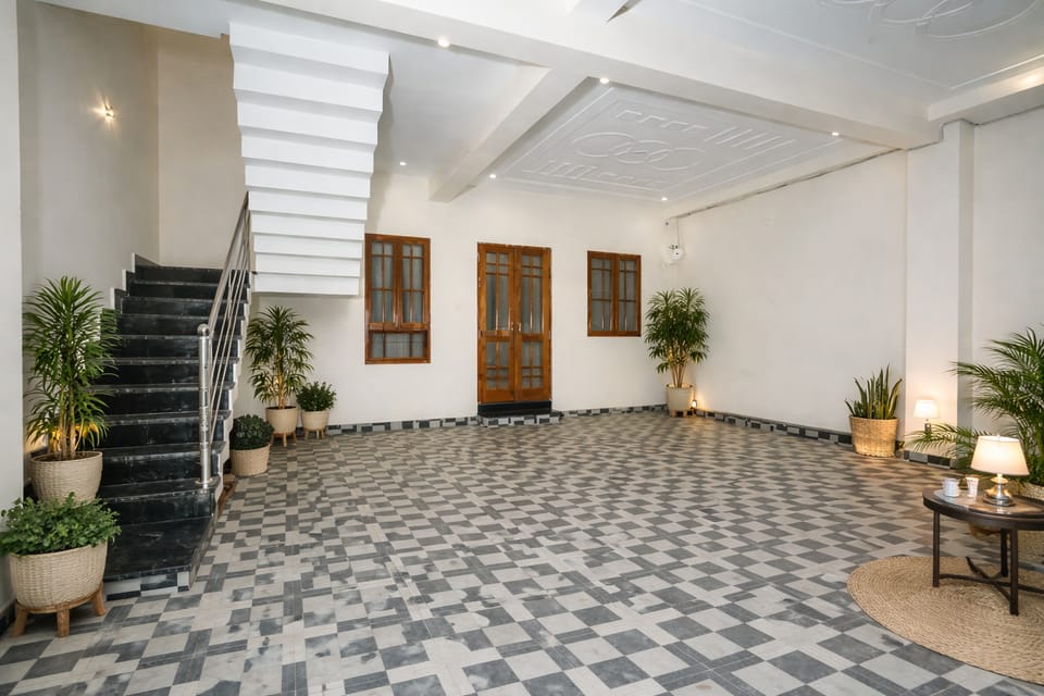Hotel Rahul Inn Lucknow Hotel in Lucknow