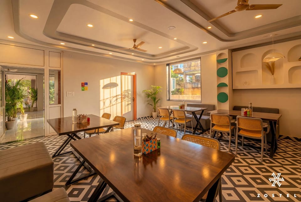 Zostel Jaipur (MI Road) Hostel in Jaipur
