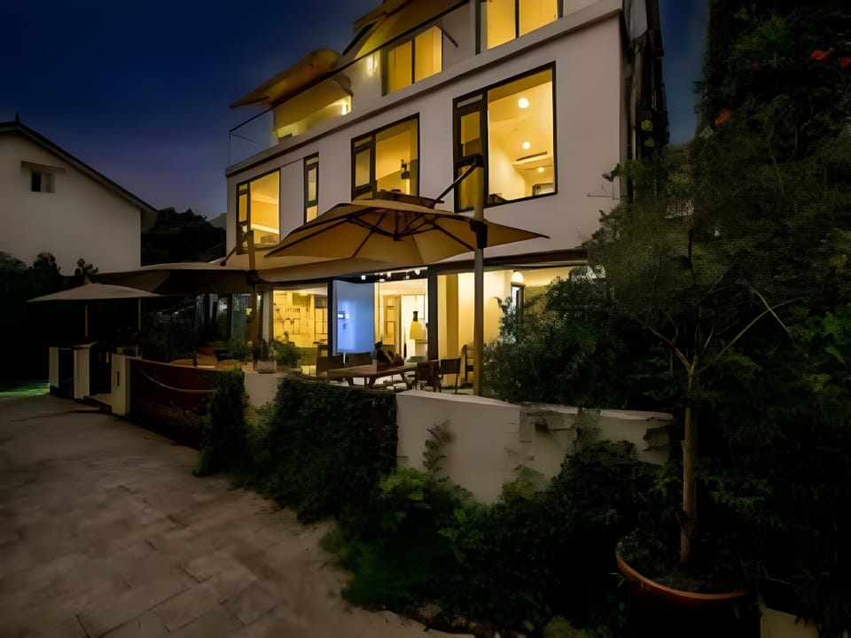Yujin · Home Qimeng · Adventure Secret Realm · Designer Homestay (West Lake Lingyin Branch) Hotel in Hangzhou