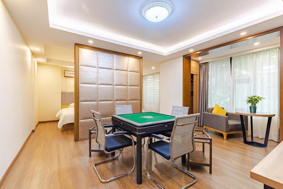 Chengdu Luhu Garden Hotel Hotel in Chengdu