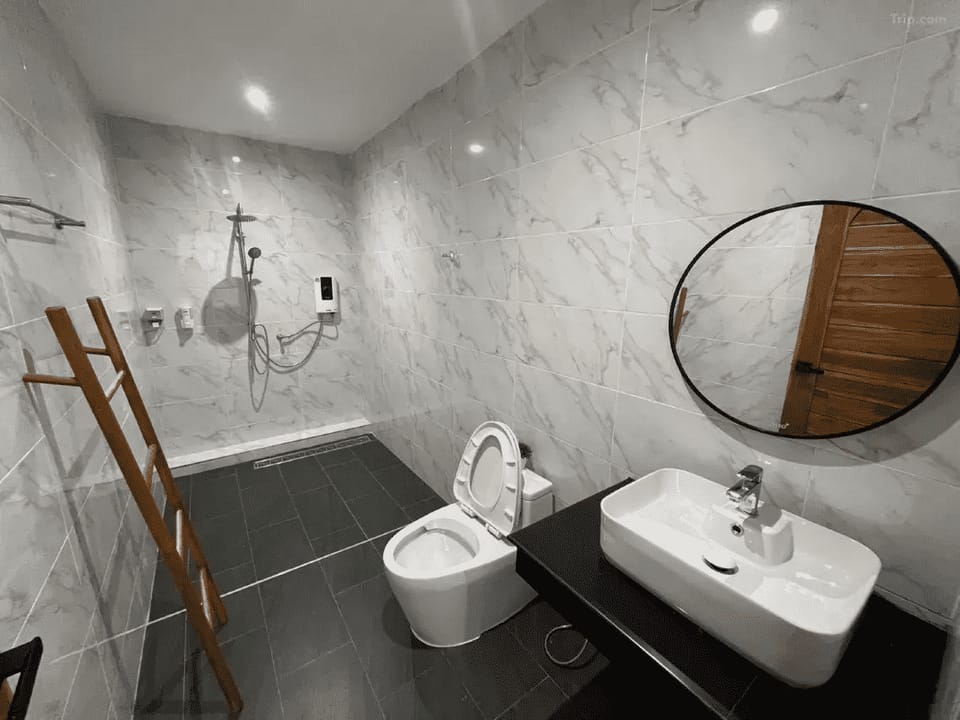 S77 GOOD VIEW Hotel in Laos