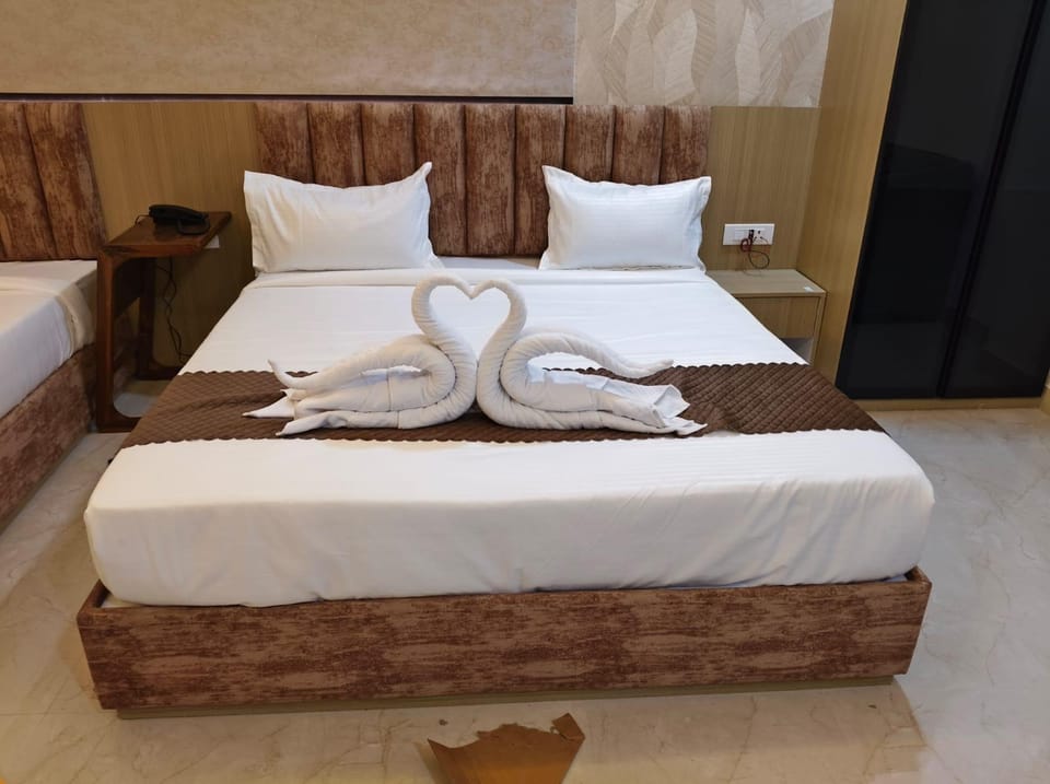 Ambrosia dine  Hotel in Rajasthan