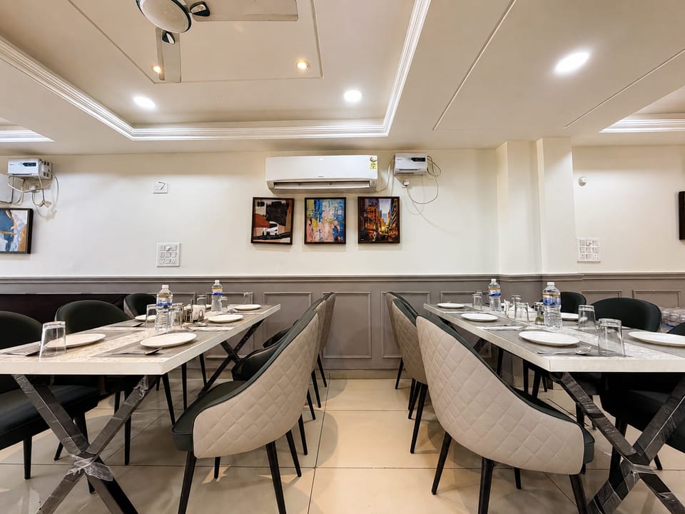 The Vrind Orchid Hotel at Vimla Residency Near Prem Mandir Hotel in Uttar Pradesh