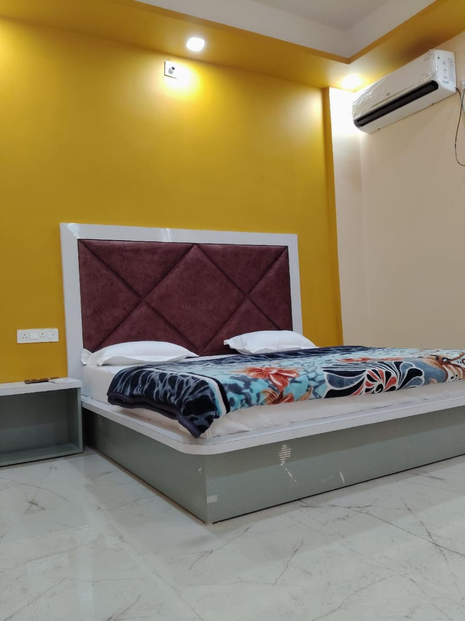 Hotel Nitya Shree dham  Hotel in Uttarakhand