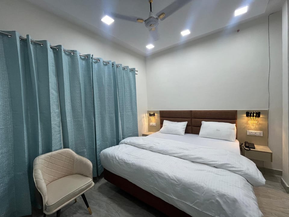 Hotel Urban Luxe  Hotel in Uttar Pradesh