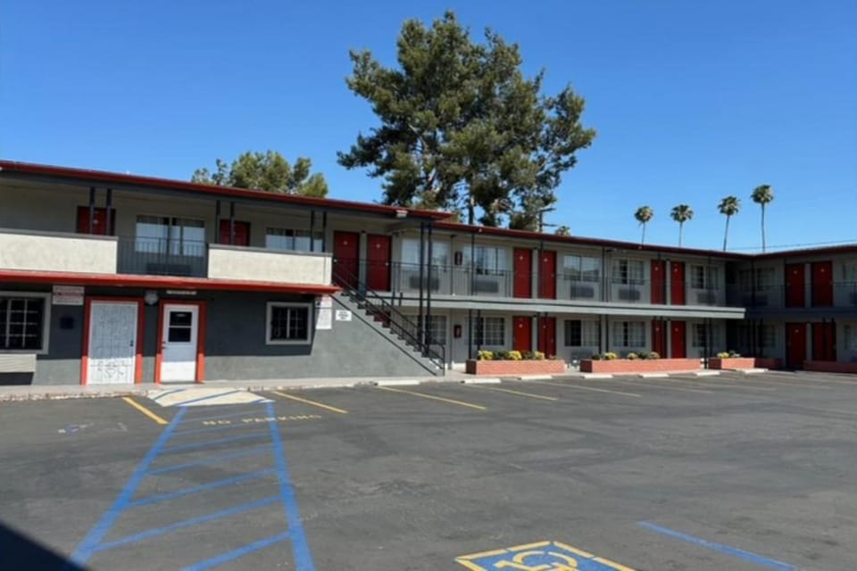 Heritage Inn Hotel in Pomona