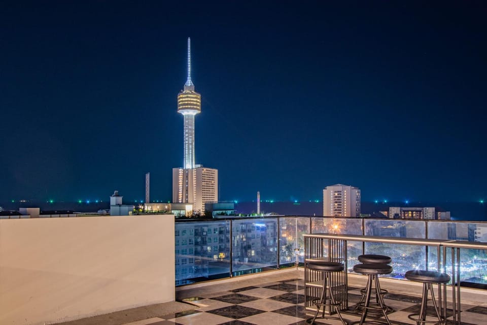 Dwija Hotel & Suite Hotel in Pattaya City