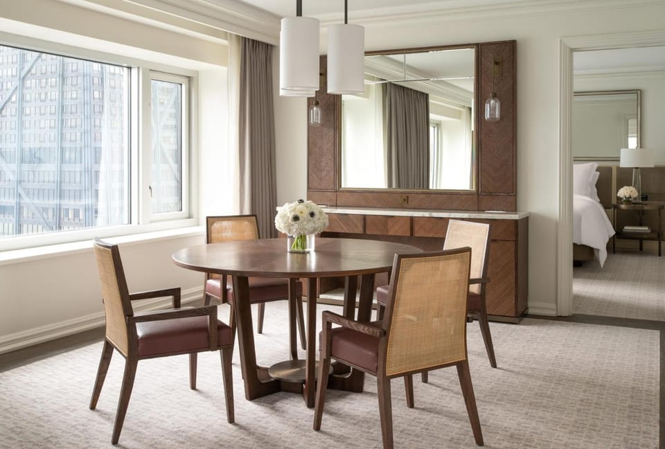 Four Seasons Hotel Chicago Hotel in Streeterville