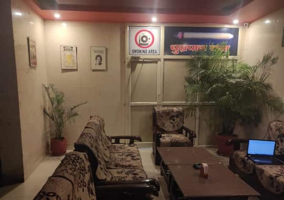 Anand Jhansi Hotel in Uttar Pradesh