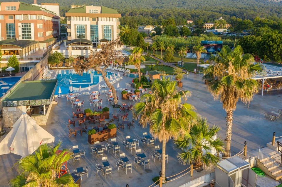 Armas Gül Beach Hotel in Antalya Province