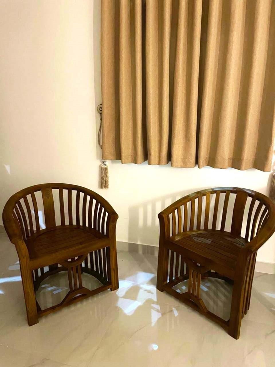 Moon Town Hotel in Western Province