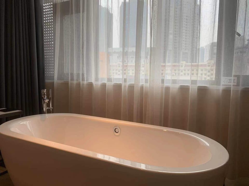 FunGee Huanzhi Hotel (Hefei Huaihe Road Pedestrian Street Yintai Center Branch) Hotel in China