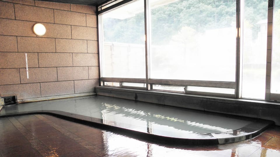 Kamiyamadaonsen Shunjuan Kikusui Hotel in Nagano Prefecture