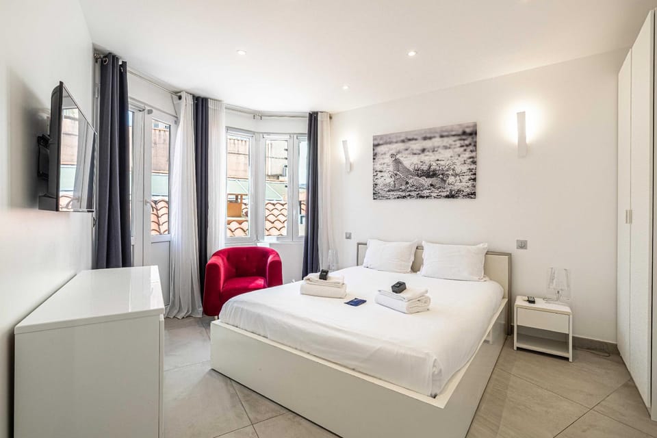 Charming flat - AC - 2BR - 6P - Cannes Hotel in Cannes