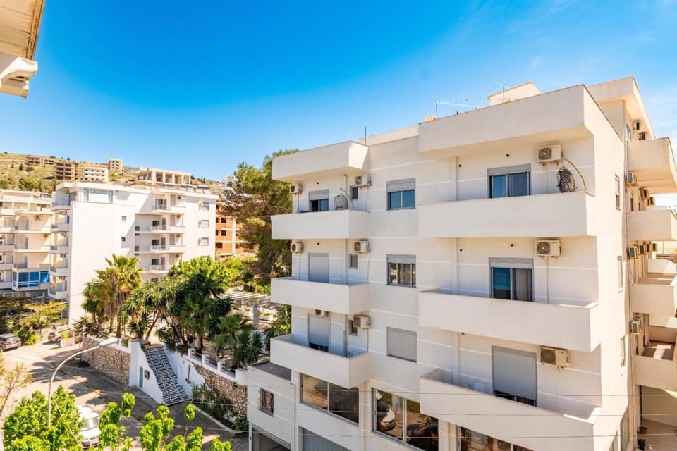 SoleLuna Aparthotel Hotel in Sarandë
