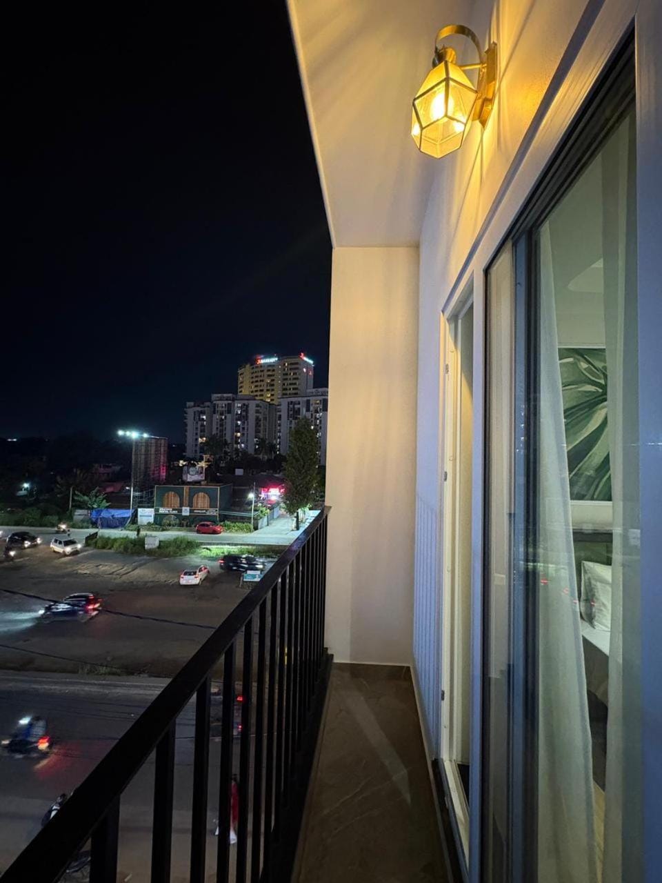 SandDune Luxury Suites Hotel in Kochi