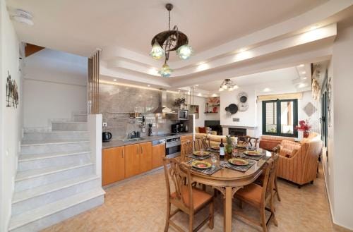 Paradisos luxury villas next to beach Hotel in Lasithi