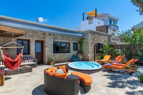 Paradisos luxury villas next to beach Hotel in Lasithi
