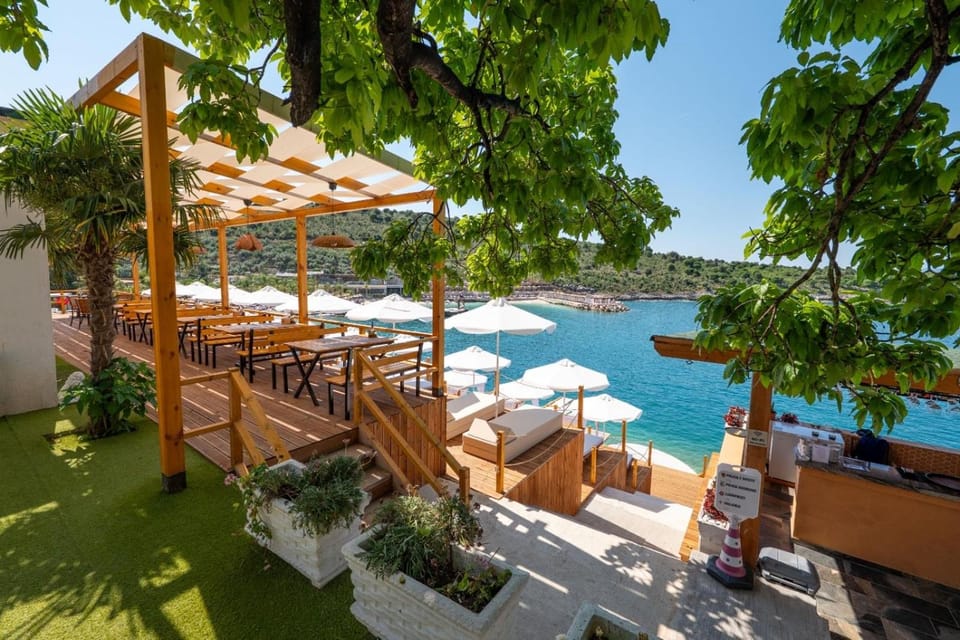 Villa Juna Beach Apartment hotel in Sarandë
