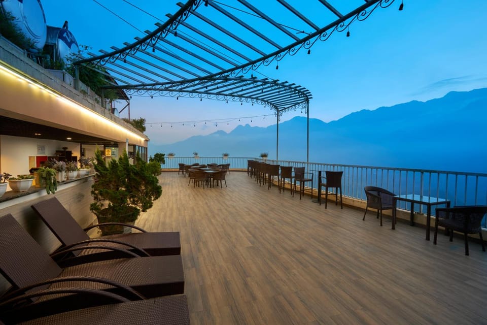 Amazing Hotel Sapa Hotel in Laos