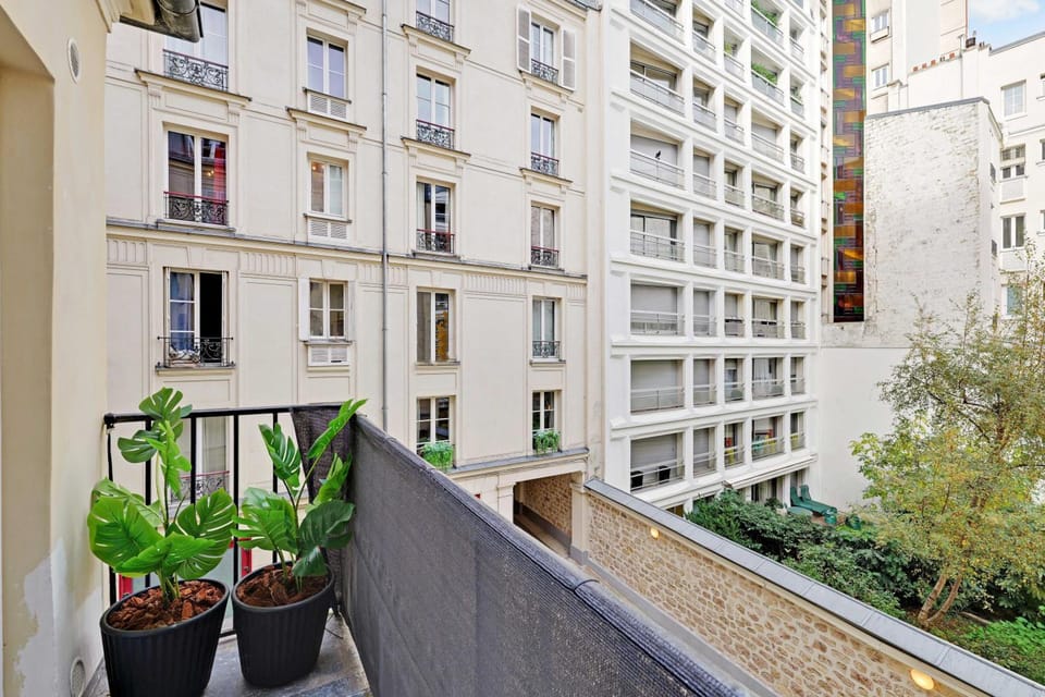 Beautiful Apartment 2BR/6P – Eiffel Tower Hotel in Paris