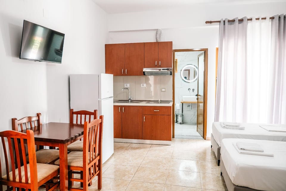 Vila Malo  Apartment hotel in Ksamil