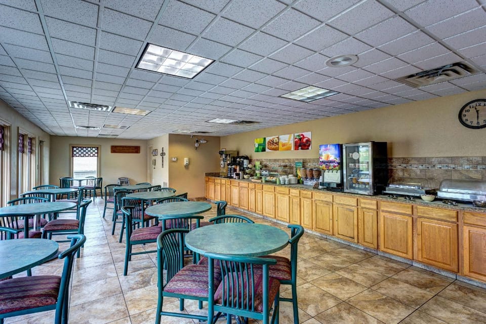 Quality Inn West-Branson Theatre District Hotel in Branson