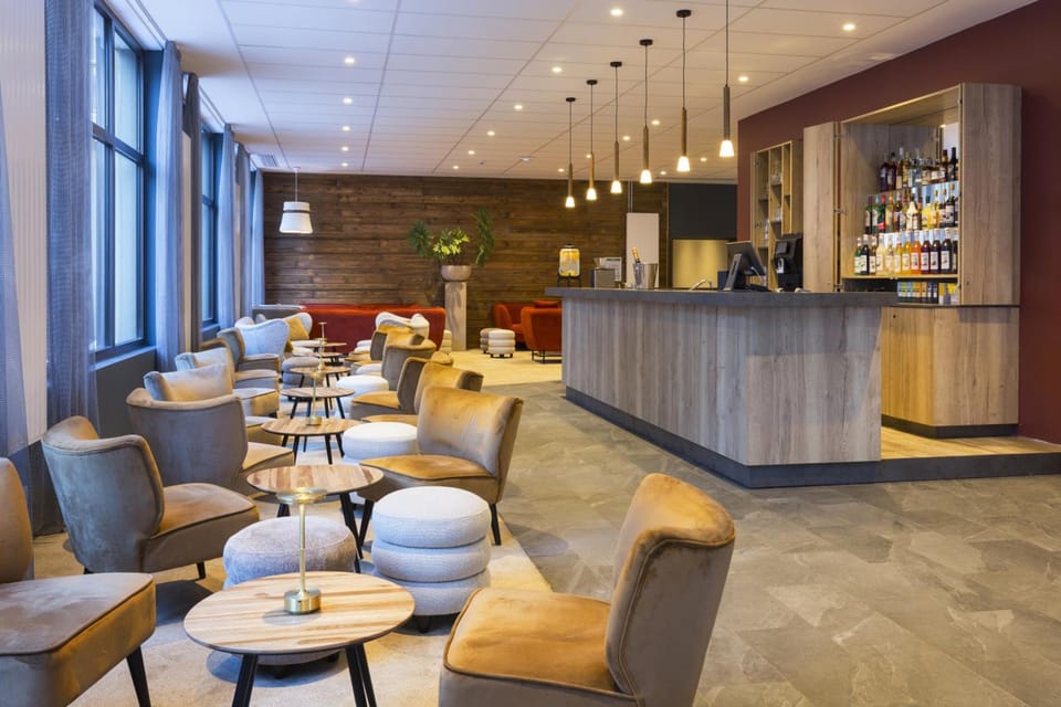 Bar/lounge