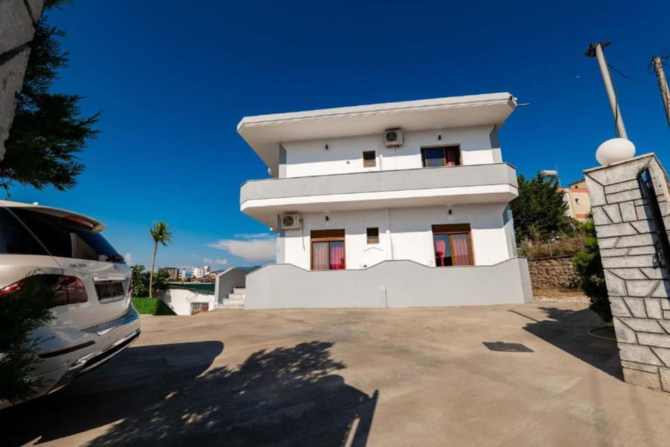Eden Vila Hotel in Ksamil