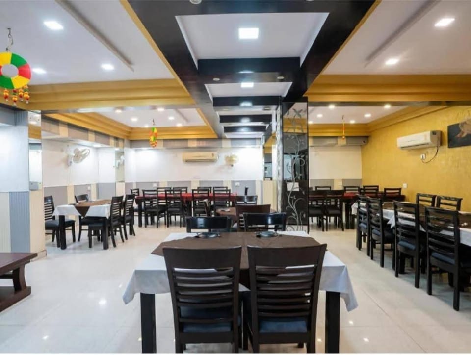 MTJ Hotels Hotel in Agra