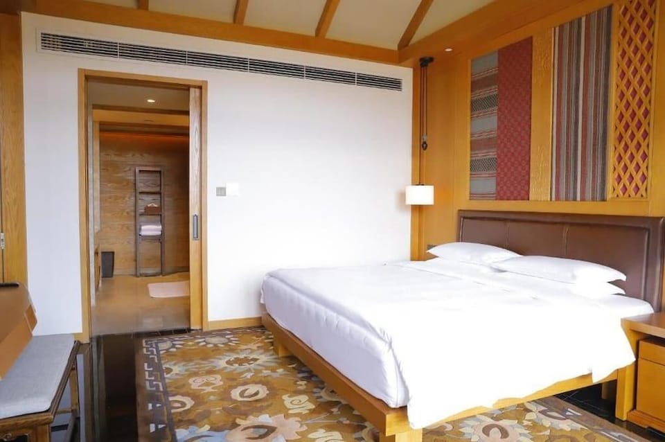 Jinmao Pureal Mountain Lijiang Hotel in China