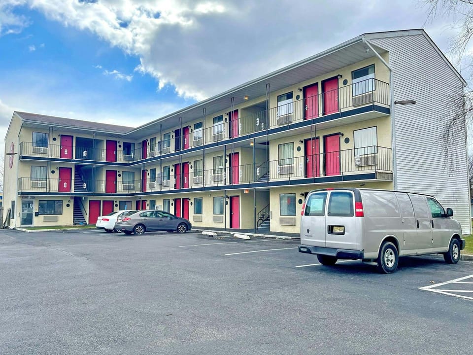 RED CARPET INN WILLIAMSTOWN Hotel in Jersey Shore