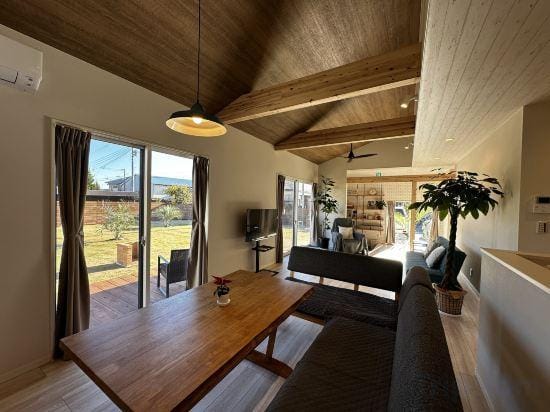 Dog Cottage Surfside Kujukuri Hotel in Chiba Prefecture