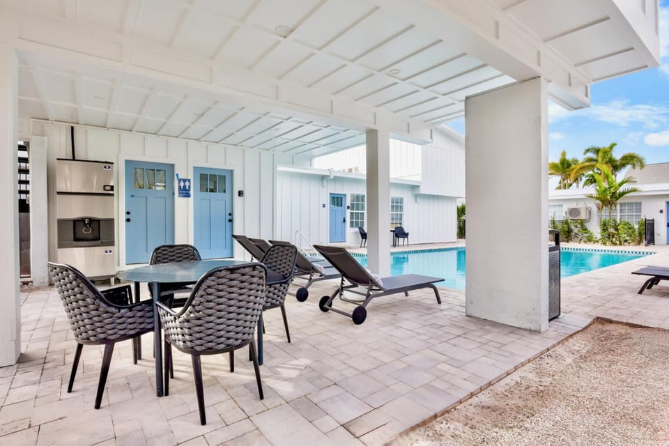 Azul Resort Siesta Key Hotel in Florida