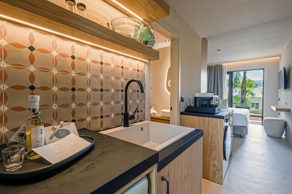 Palmea Suites Apartment hotel in Decentralized Administration of the Aegean