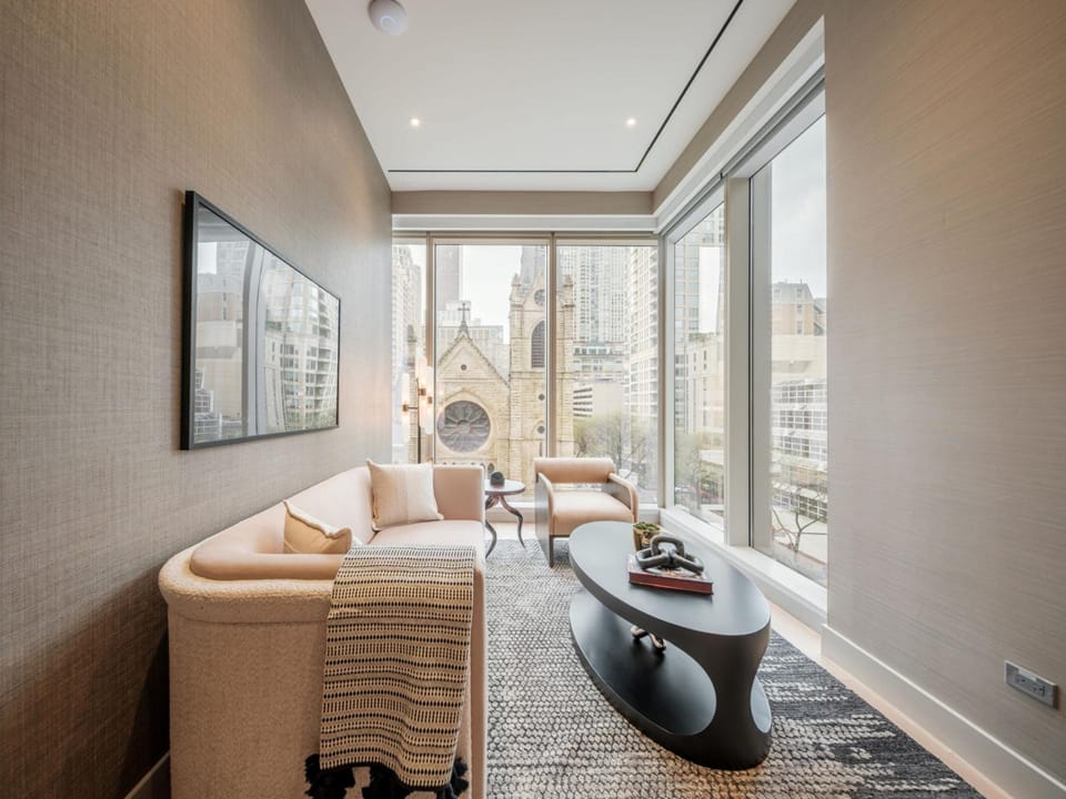 Stay One Chicago Hotel in River North