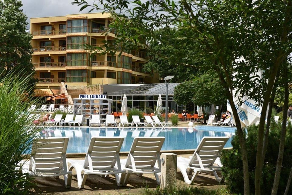 Les Magnolias Hotel Hotel in Burgas Province