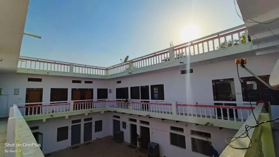 Tripathi Lodge Chitrakoot Madhya Pradesh Hotel in India