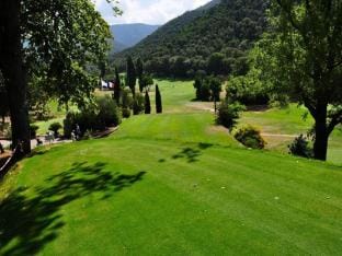 Houses  Villas for 8 People Hotel in La Londe-les-Maures