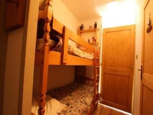 Studio for 4 People Hotel in Saint-Chaffrey