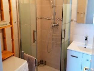 Apartments for 4 People Hotel in Le Grau-du-Roi