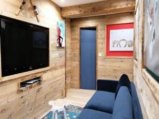 Chalets for 10 People Hotel in Uvernet-Fours