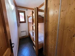 Rooms for 6 People Hotel in Piedmont