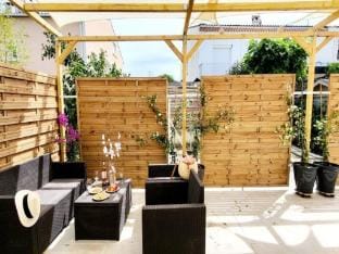 Apartments for 4 People Hotel in Le Grau-du-Roi