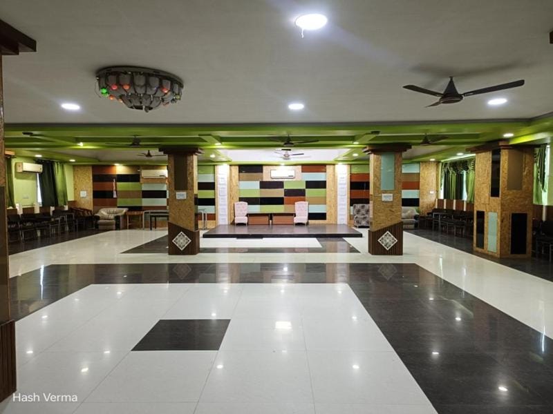 Hotel New Holiday Inn Hotel in Rajasthan