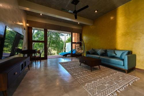 Roo Water Villas Hotel in Southern Province