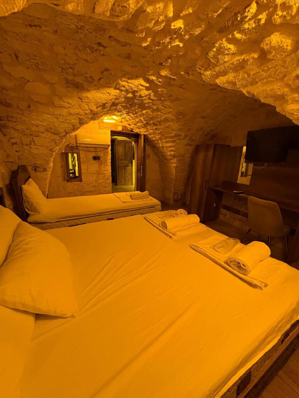 Amenity (Guest room)