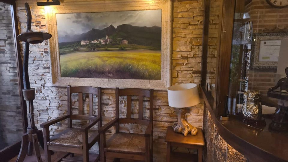 HOTEL Dona Isabel Hotel in Alacantí